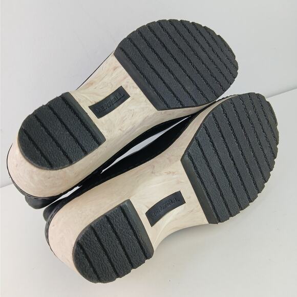 Merrell Women's SZ 7 Halendi Bluff Pull On Clog Bootie In Black Wedge Platform - Picture 7 of 7